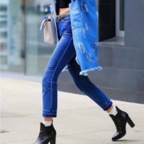 Frame Denim Le High Straight in Thrasher - Picture 4 of 9